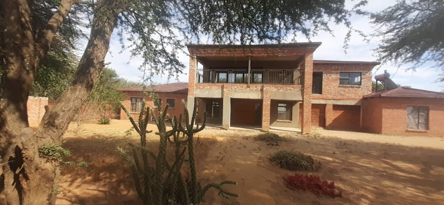 13 Bedroom Property for Sale in Hoopstad Free State